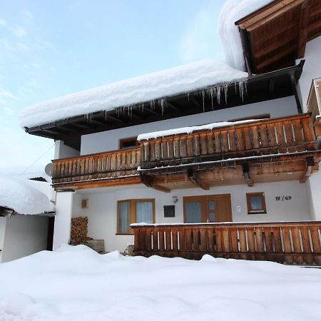 Boutique Apartment In Brixen With Mountain View Бріксен-ім-Тале Екстер'єр фото
