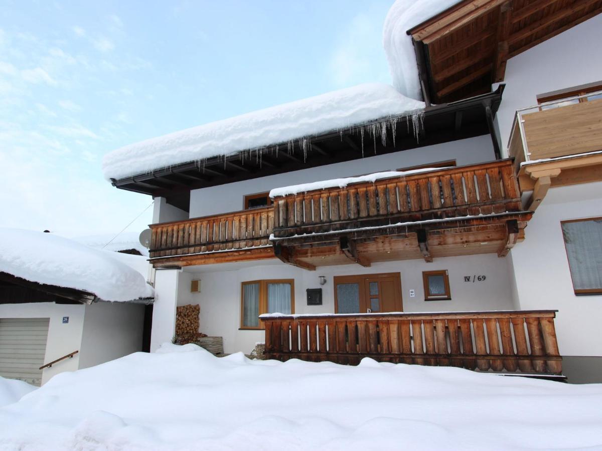 Boutique Apartment In Brixen With Mountain View Бріксен-ім-Тале Екстер'єр фото