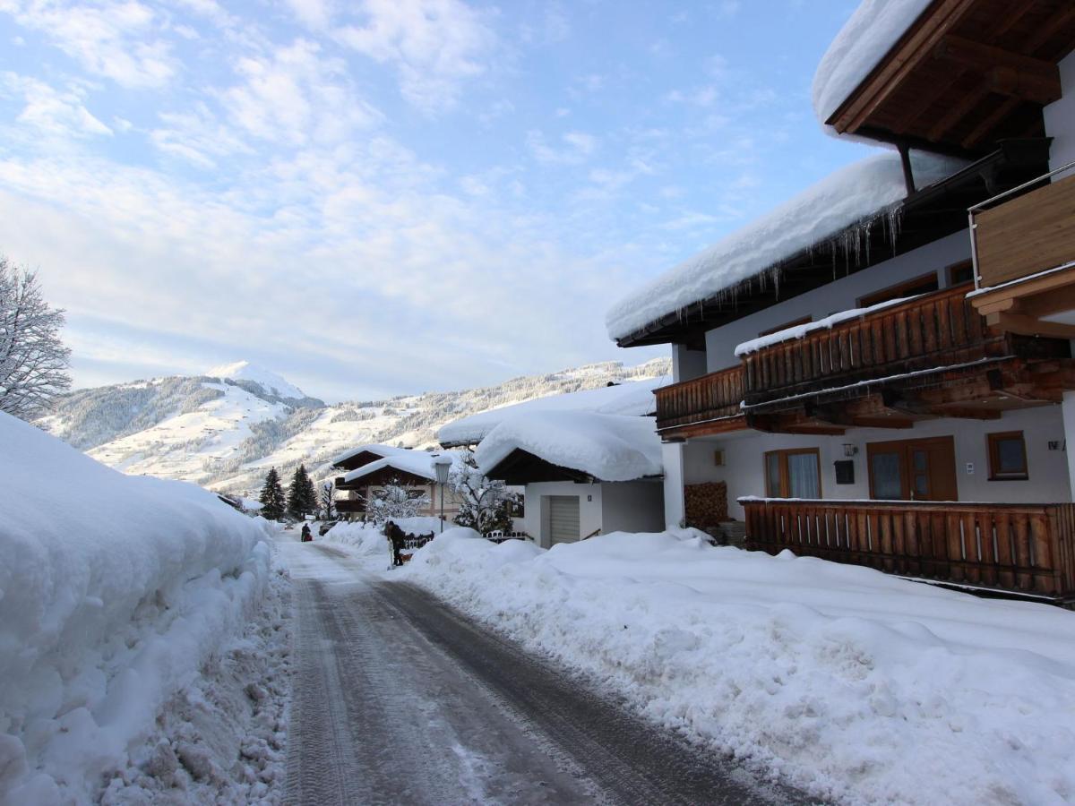 Boutique Apartment In Brixen With Mountain View Бріксен-ім-Тале Екстер'єр фото
