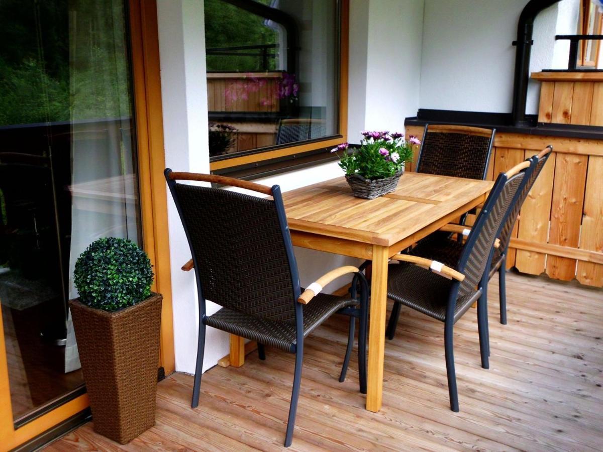 Boutique Apartment In Brixen With Mountain View Бріксен-ім-Тале Екстер'єр фото