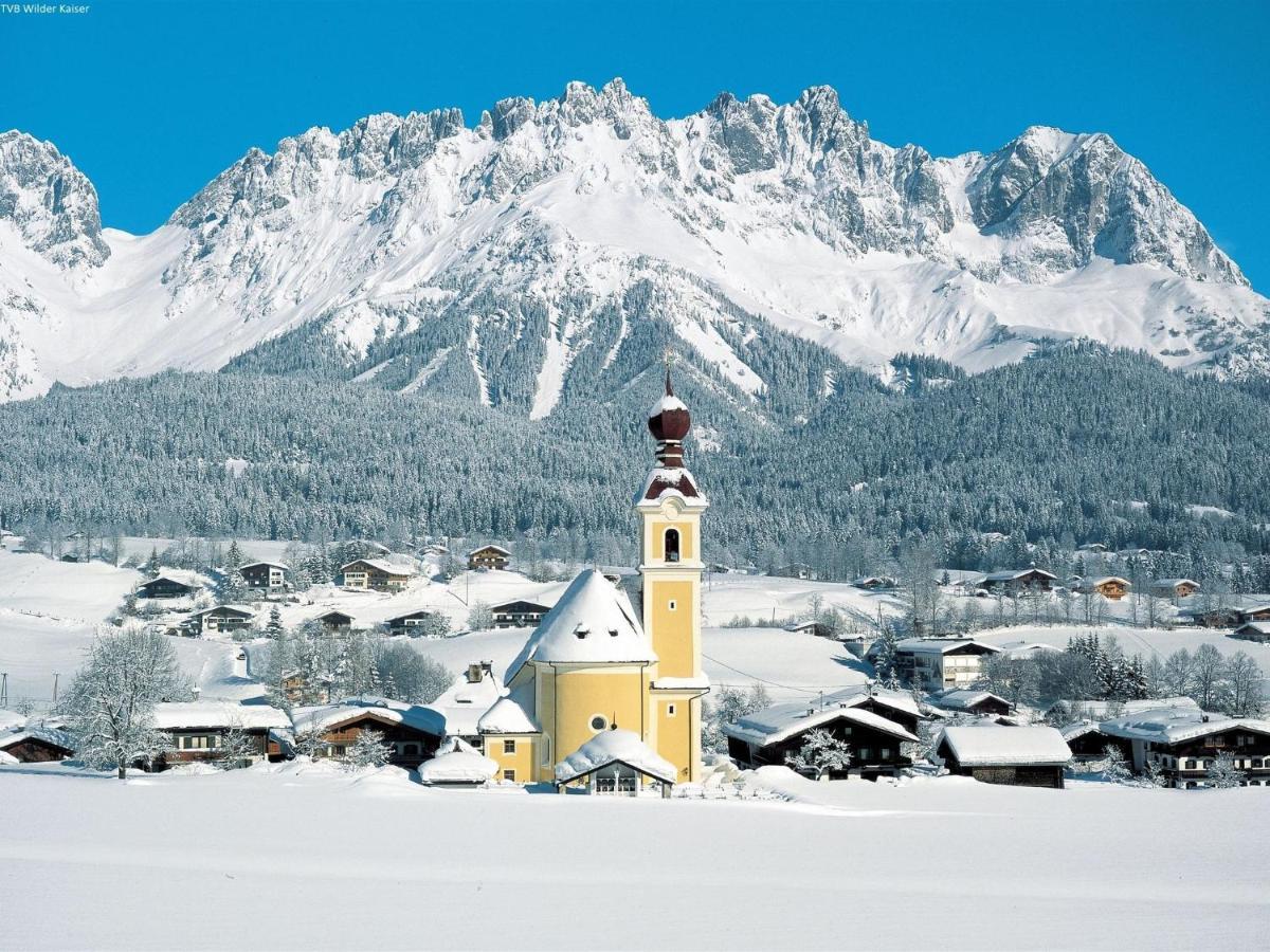 Boutique Apartment In Brixen With Mountain View Бріксен-ім-Тале Екстер'єр фото